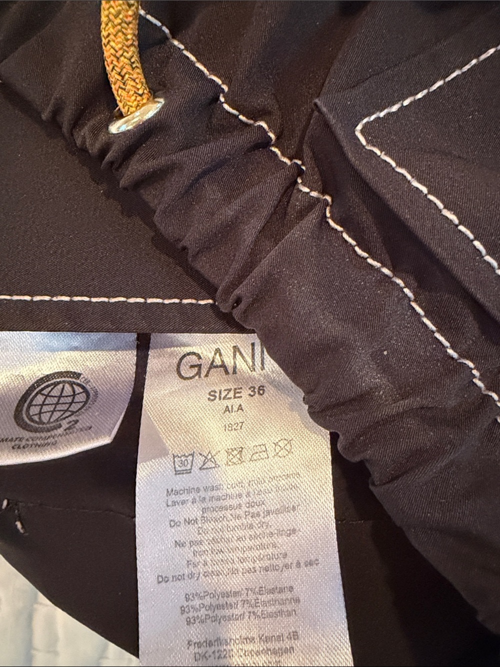 Ganni tech shorts - Picture 5 of 7